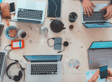 Topicflower Y Darwoft De Argentina Colaboran Para Fusionar Las Redes Sociales Y La Ia