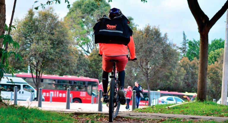 Food Delivery Startups Saving The Day For The Needy And The Heroes