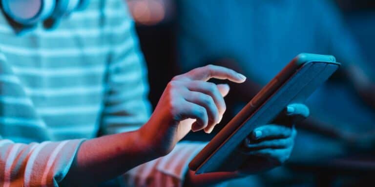 Moonflow closed its first investment round for USD$700,000, surpassing the initial goal, with the participation of funds from the region.