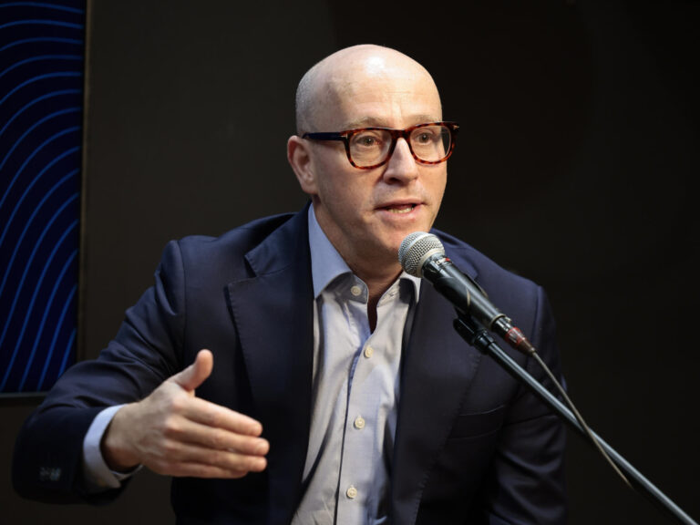 A Unidade Mexicana Do Santander Lançará Seu Serviço Bancário Digital, O Openbank, Nos Próximos Meses.